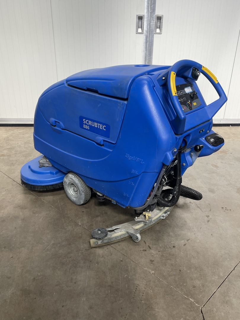 Nilfisk Scrubtec 886